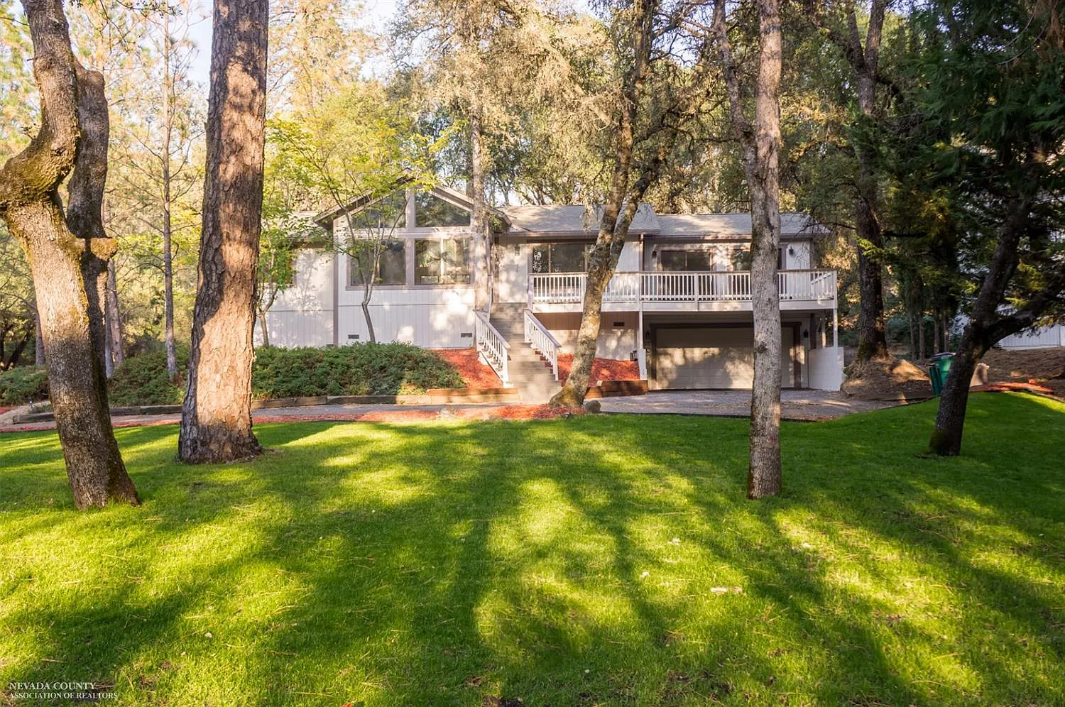 19339 Jayhawk Dr photo 1