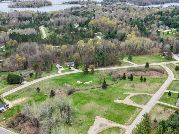 5492 Darby Way, Gladwin, MI 48624