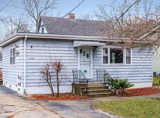 10398 W Waldo Ave, Beach Park, IL