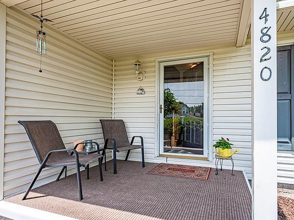 3rd image of 4820 Heritage Dr