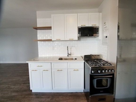 4th image of 1365 Saint Nicholas Ave APT 27N