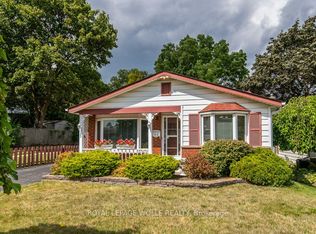 153 Pinedale Dr, Kitchener, ON N2E1K2