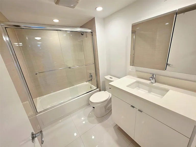 1631 S Ocean Blvd #1006 — Photo 27