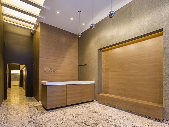 5th image of 325 Lexington Ave APT 27A