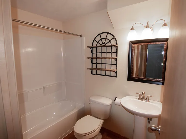 2204 Sunrise Dr — Photo 13