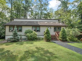 12 Middlesex Ln, Monticello, NY 12701