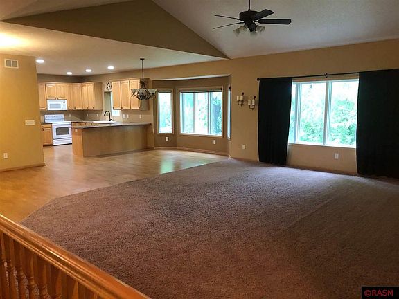 3rd image of 1524 Williams Ct