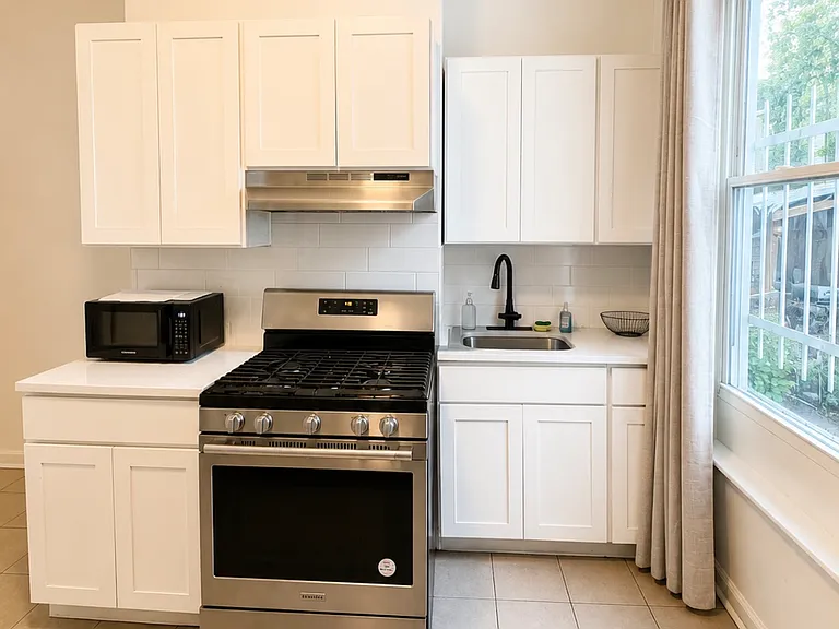 31 Irving St #1 — Photo 20
