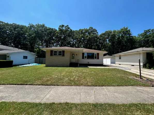 1424 Mississippi Pl, Hobart, IN 46342