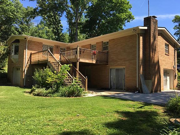 5th image of 613 Starlite Ln