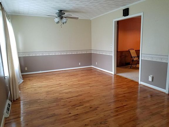 5th image of 2510 Excello Dr