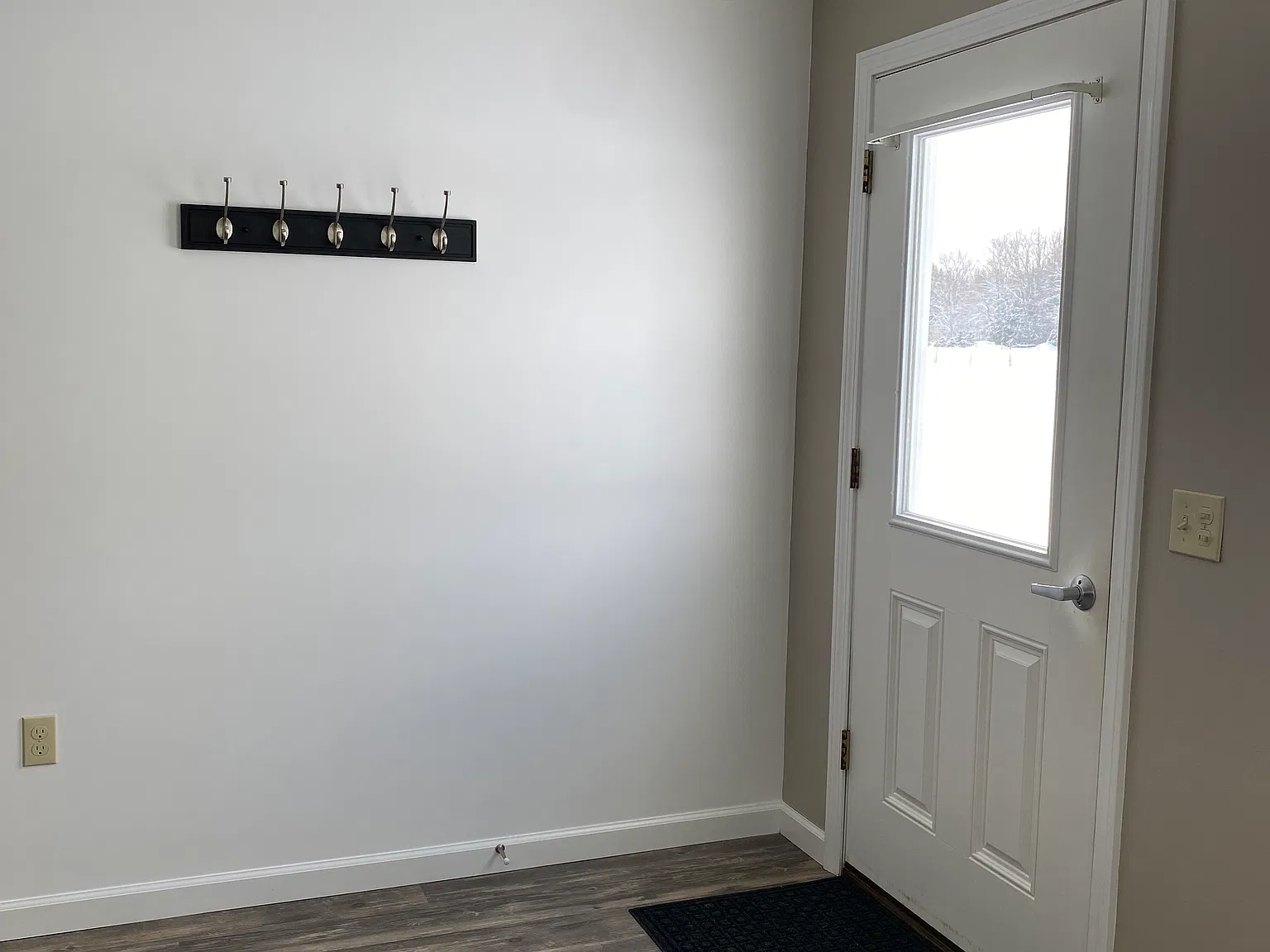 2 bed, 890 sqft, $1,650 — Photo 4