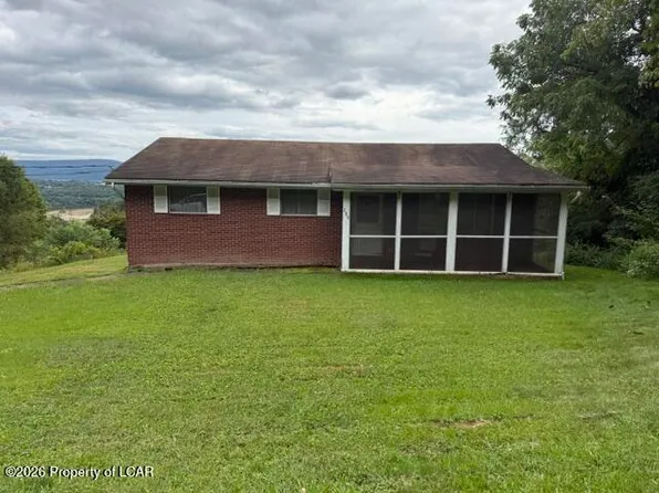 280 Valley View Ave, Plymouth, PA 18651
