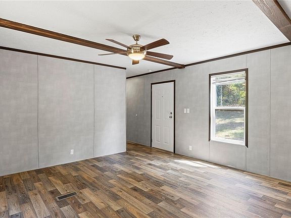 2nd image of 54 Lee Road 852