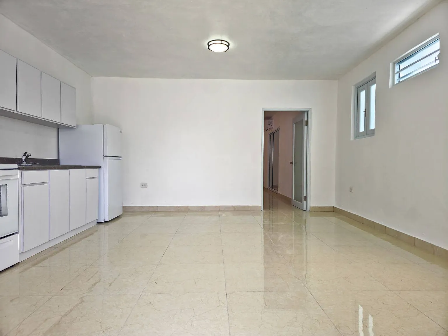 1 bed, 1.0 bath, $1,000 — Photo 4