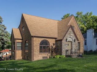 2420 E 29th St, Des Moines, IA 50317