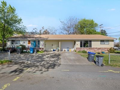 1208 Iowa St, Ashland, OR, 97520