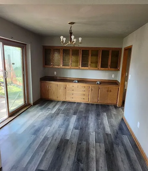 6813 W Hampton Ave. — Photo 3