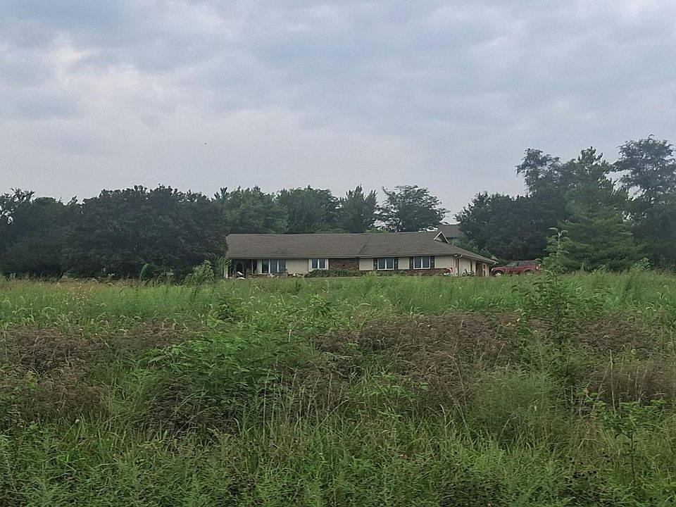 1st image of 1058 E 932nd Rd