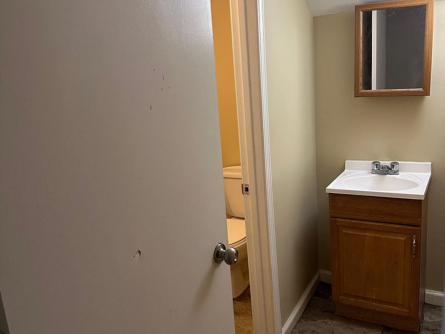 6901 Boston Dr — Photo 2