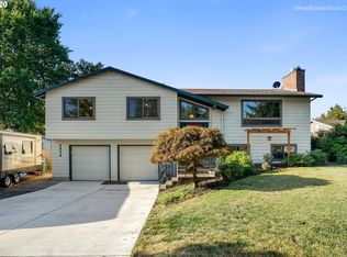 2854 SE Cornutt St, Hillsboro, OR 97123