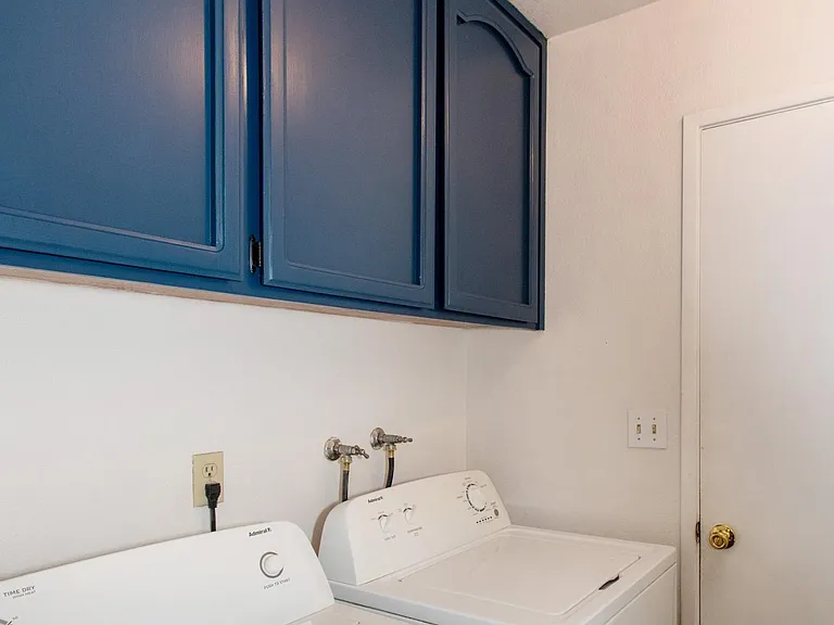 2226 Coroval Dr — Photo 18