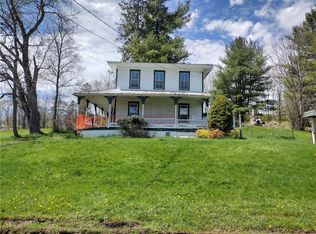 22 Queen Ann St, Friendship, NY 14739