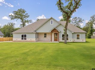14524 Woodland Creek Dr, Tyler, TX 75706