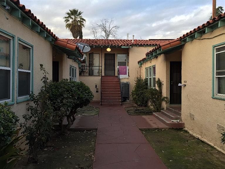 2nd image of 931 E Divisadero St