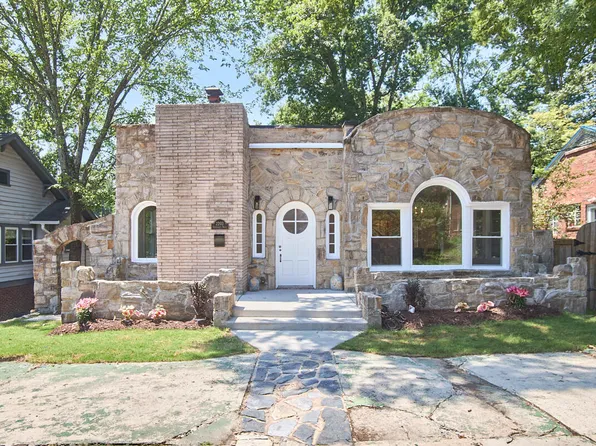 2203 University Dr, Durham, NC 27707