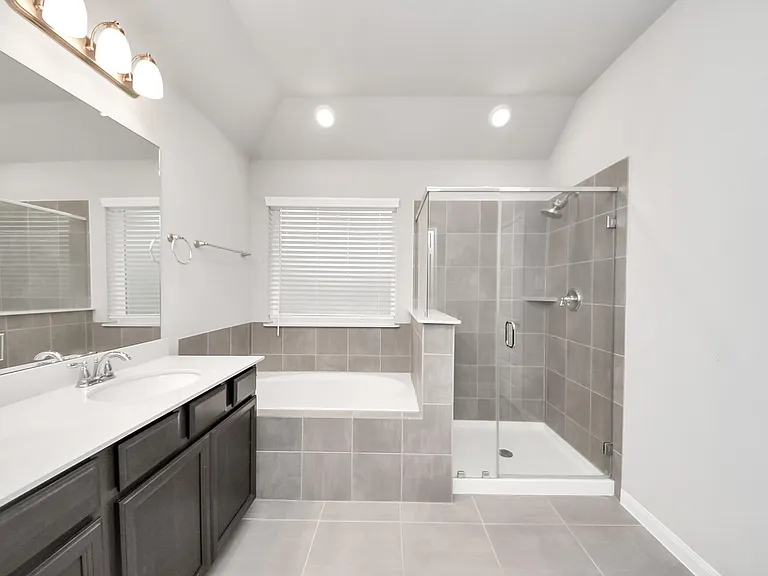 518 Ellwood Terrace Ln — Photo 25