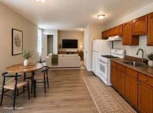 39 Glen Ridge Ave APT 2, Montclair, NJ 07042