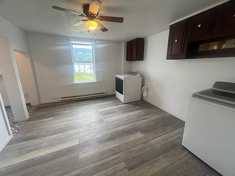 1307 Roy Ave #2 — Photo 9