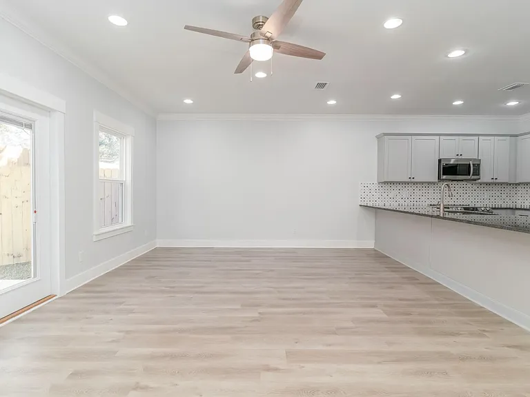 Spacious living & dinning room