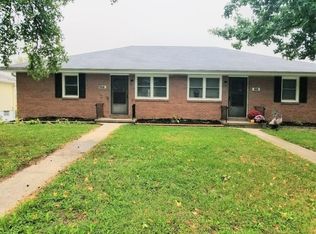 1601 Lion Rd, Saint Joseph, MO 64506