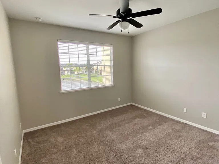 540 Woodland Terrace Blvd — Photo 45