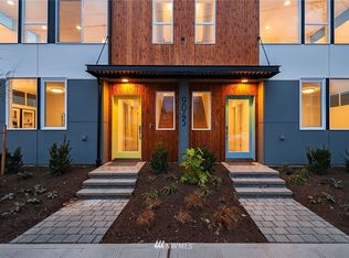 9043 C Mary Ave NW, Seattle, WA 98117