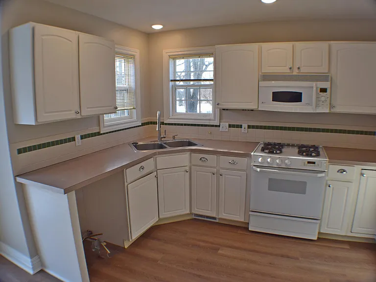474 Shaw Estates Dr NE — Photo 5