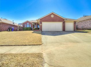 202 Tecumseh Ridge Rd, Norman, OK 73069