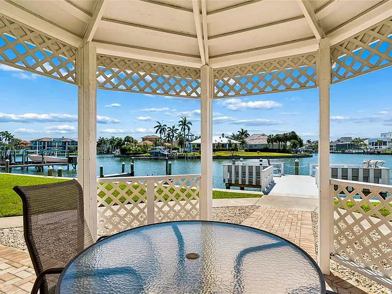719 Pinellas Bayway S #301 — Photo 54