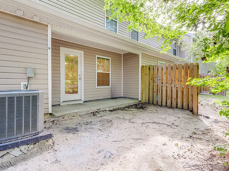 162 Barfield Way — Photo 25