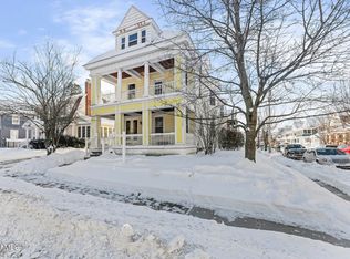 86 Pinewoods Ave, Troy, NY 12180