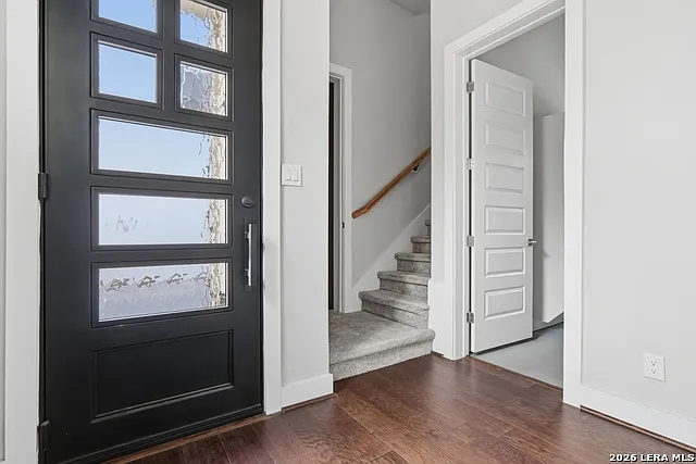 3 bed, 2.5 bath, 1598 sqft, $2,750 — Photo 3