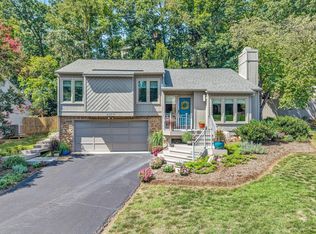 2523 Hollowdale Dr, Roanoke, VA 24018