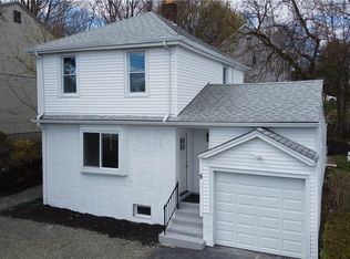 5 Lane Ave #R, Trumbull, CT 06611