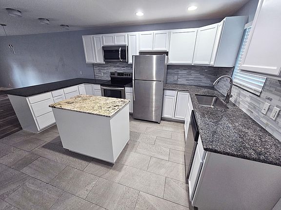 3rd image of 43 Summer Haven Trl Unit 11