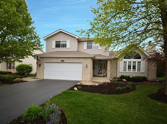 2nd image of 1900 Pebble Beach Dr