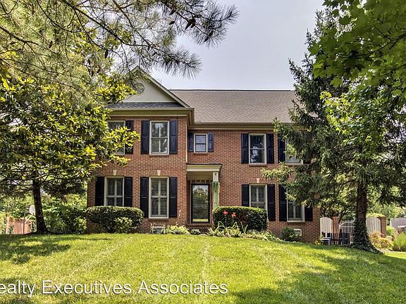 2nd image of 616 Scotswood Cir