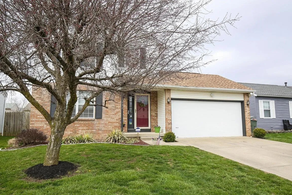 1082 Rendezvous Ln photo 1
