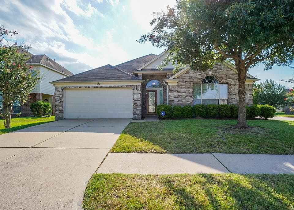 1st image of 3723 Acacia Wood Way